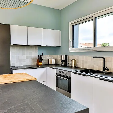 Des Loups De Talmont-Saint-Hilaire