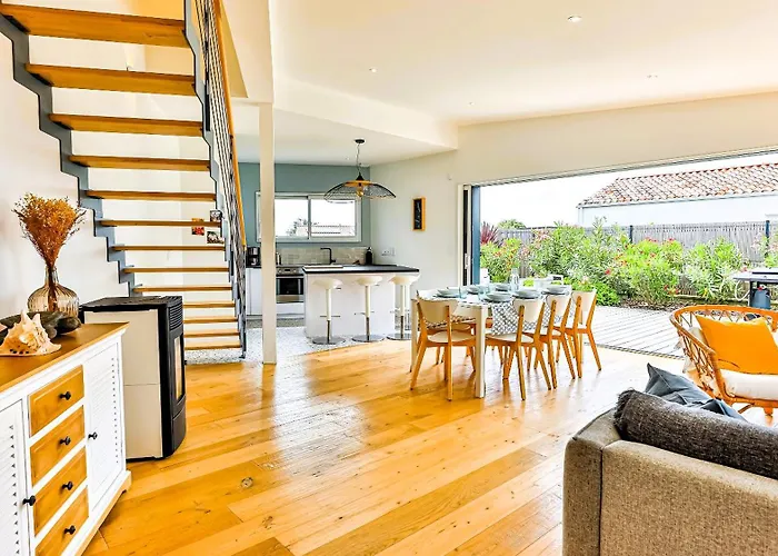 Des Loups De Nyaraló