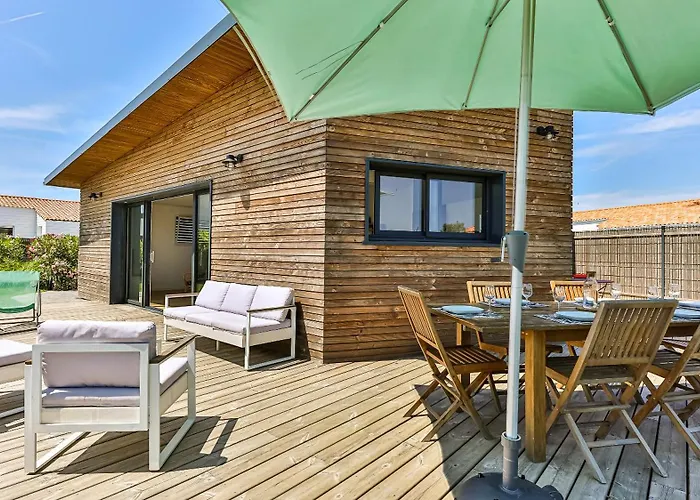 Des Loups De Nyaraló Talmont-Saint-Hilaire